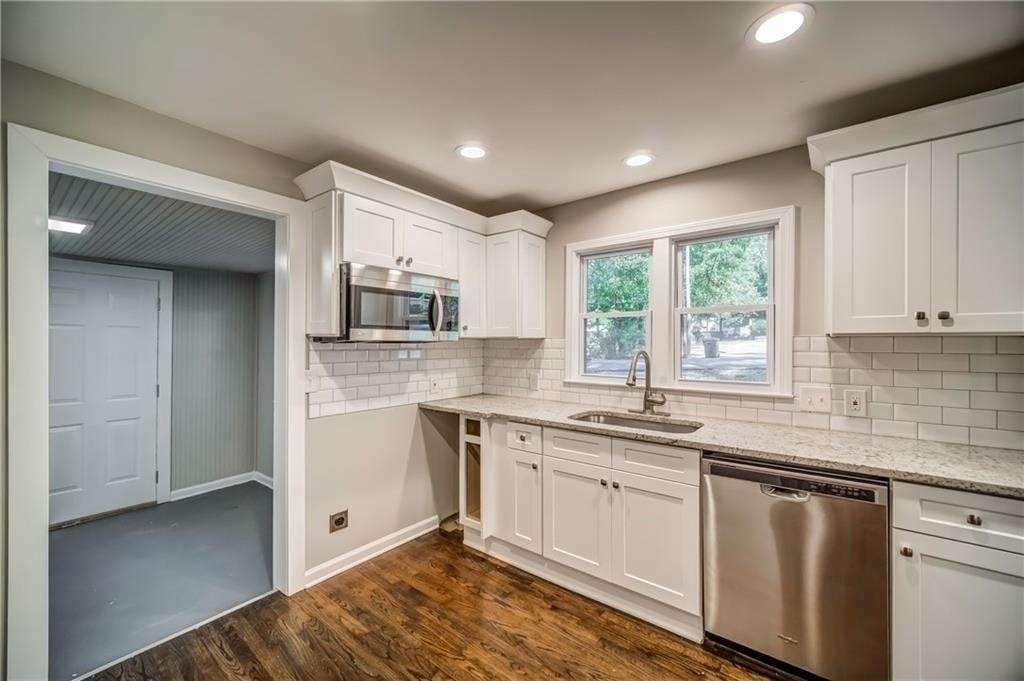 6429 Gordon Street - Photo 7