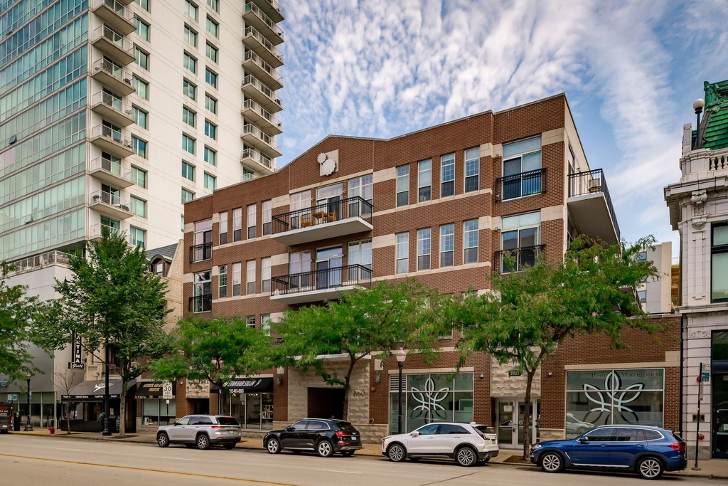 1919 S Michigan Avenue - Photo 1