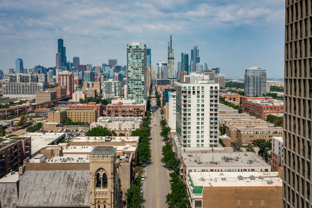 1919 S Michigan Avenue - Photo 21