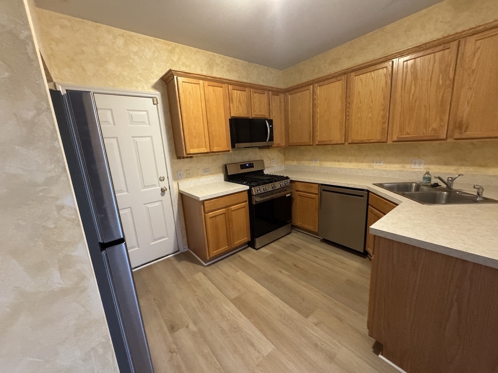 2365 Sunrise Circle - Photo 4