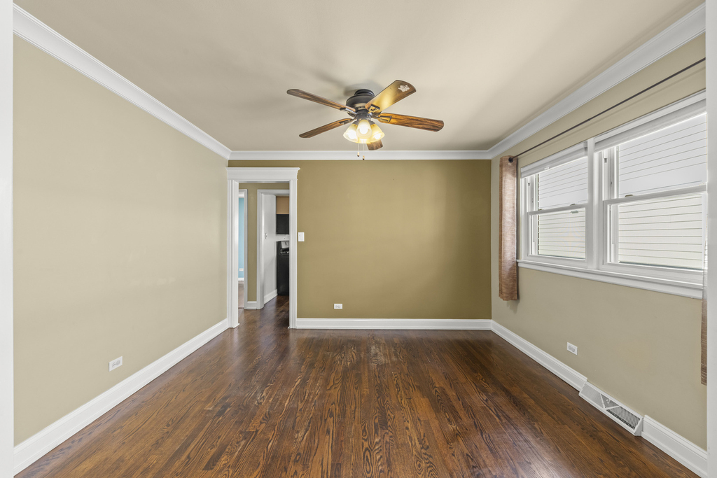 794 S Fairfield Avenue - Photo 5