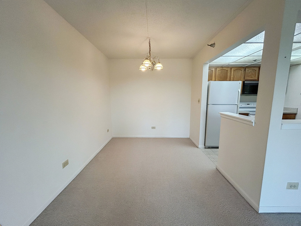 1 Bloomingdale Place - Photo 5