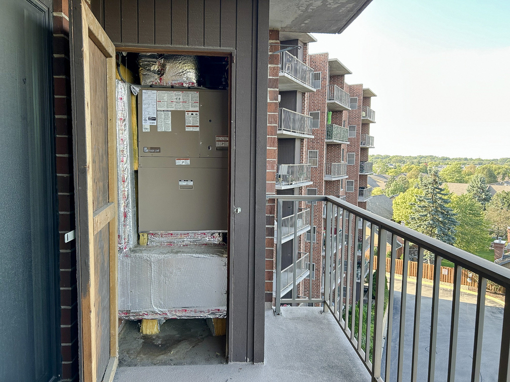 1 Bloomingdale Place - Photo 15