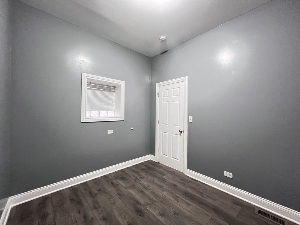 7059 S Normal Boulevard - Photo 32