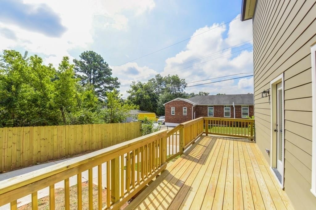 1022 Martin Street Se - Photo 6