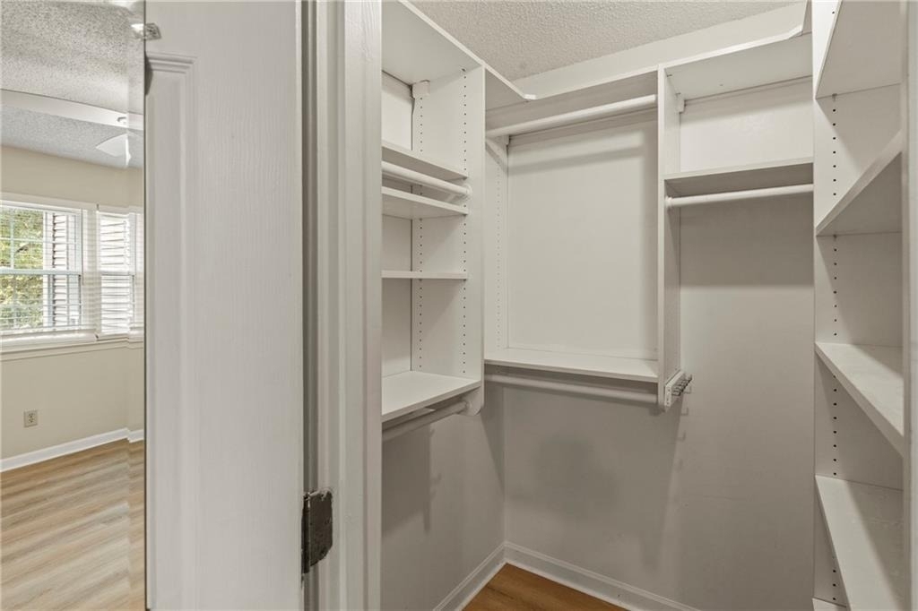 611 Barrington Hills Drive - Photo 29