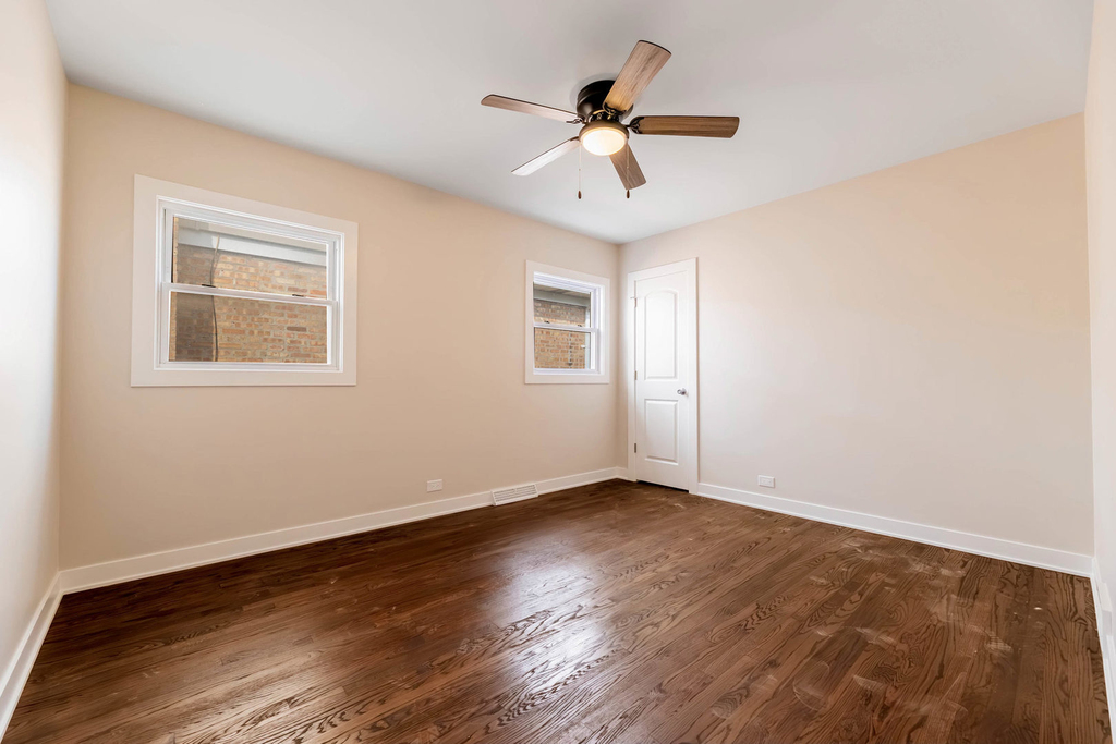 6511 W 63rd Place - Photo 5