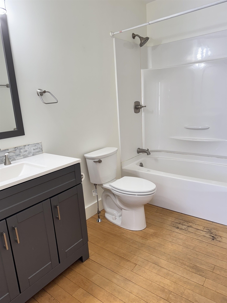 73 Main - Photo 6