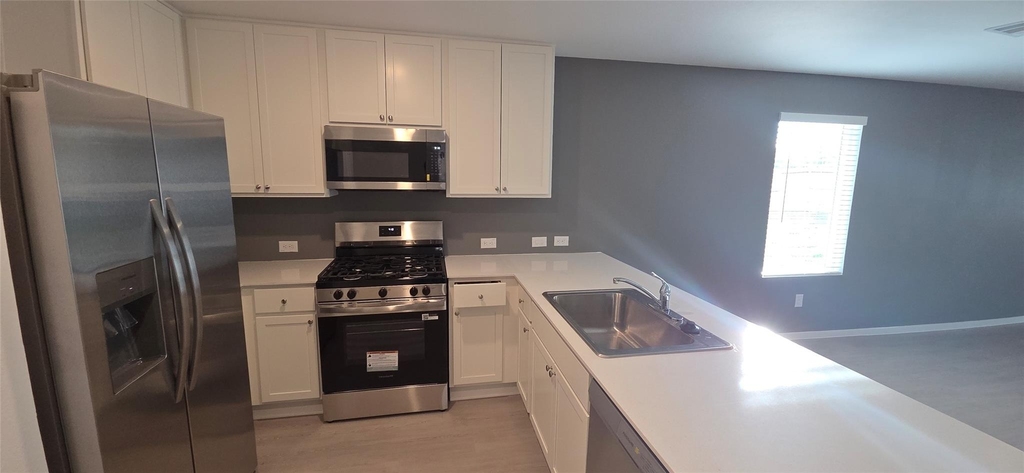 331 Ice Shore Trail - Photo 10