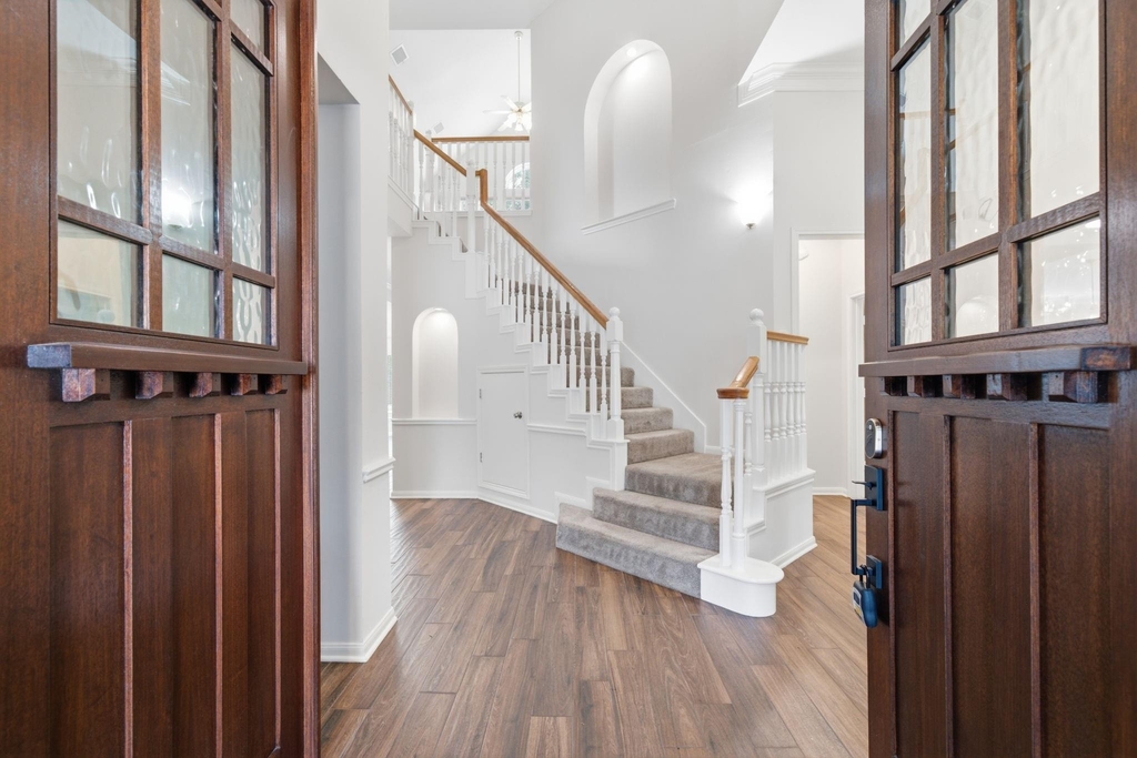 2214 Lytham Lane - Photo 2
