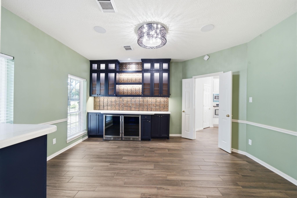 2214 Lytham Lane - Photo 5