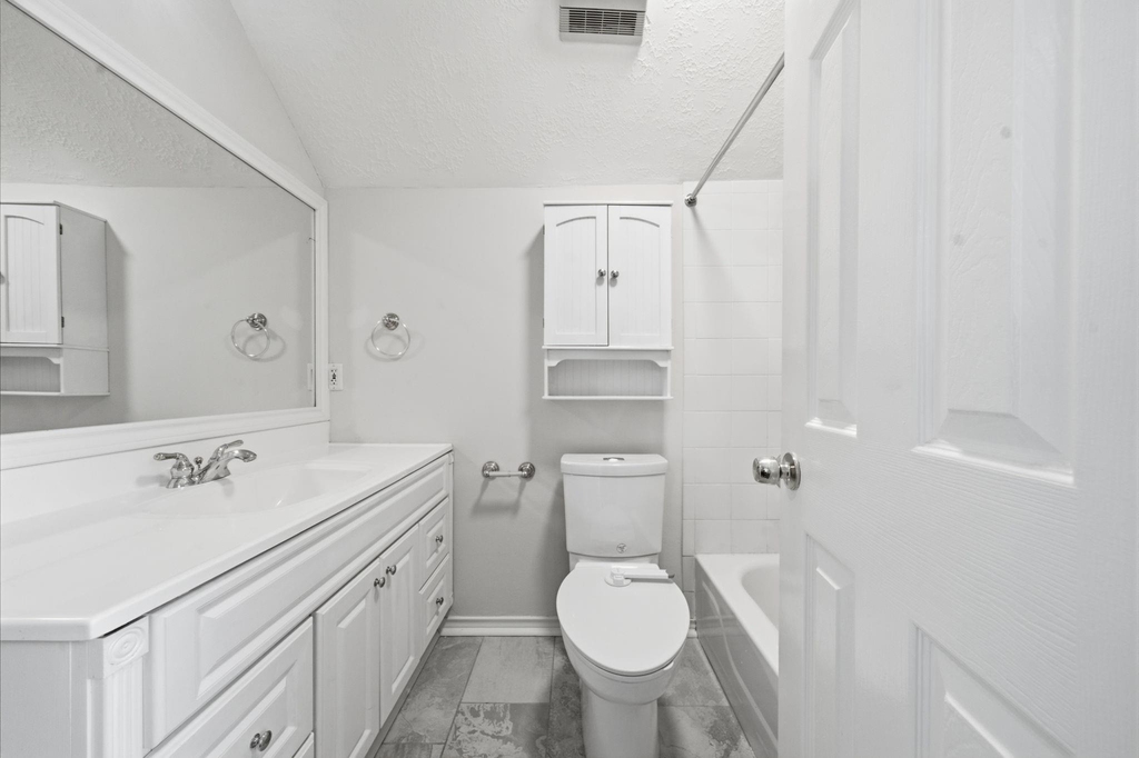 2214 Lytham Lane - Photo 37