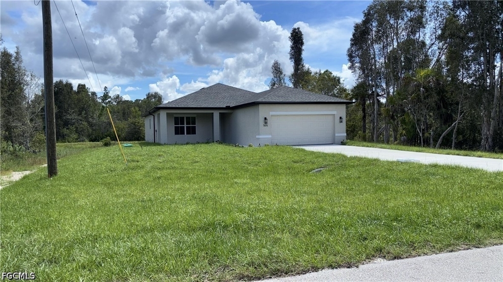 505 Greenbriar Boulevard - Photo 0