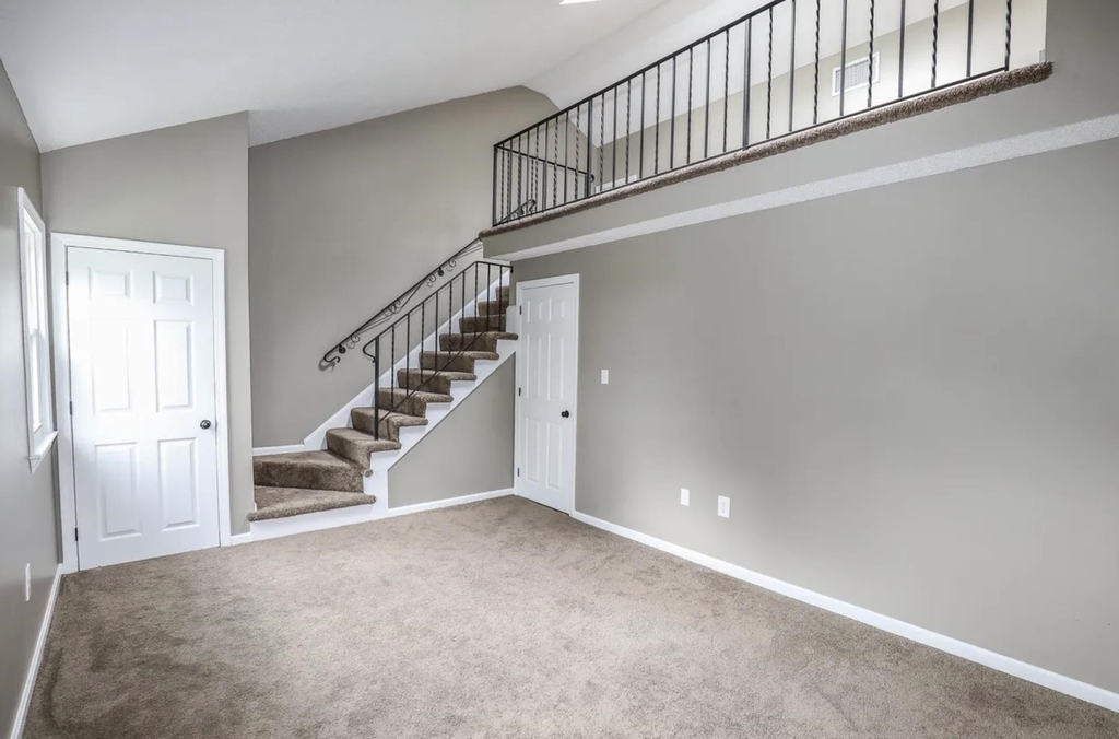 2 Bluestone - Photo 10