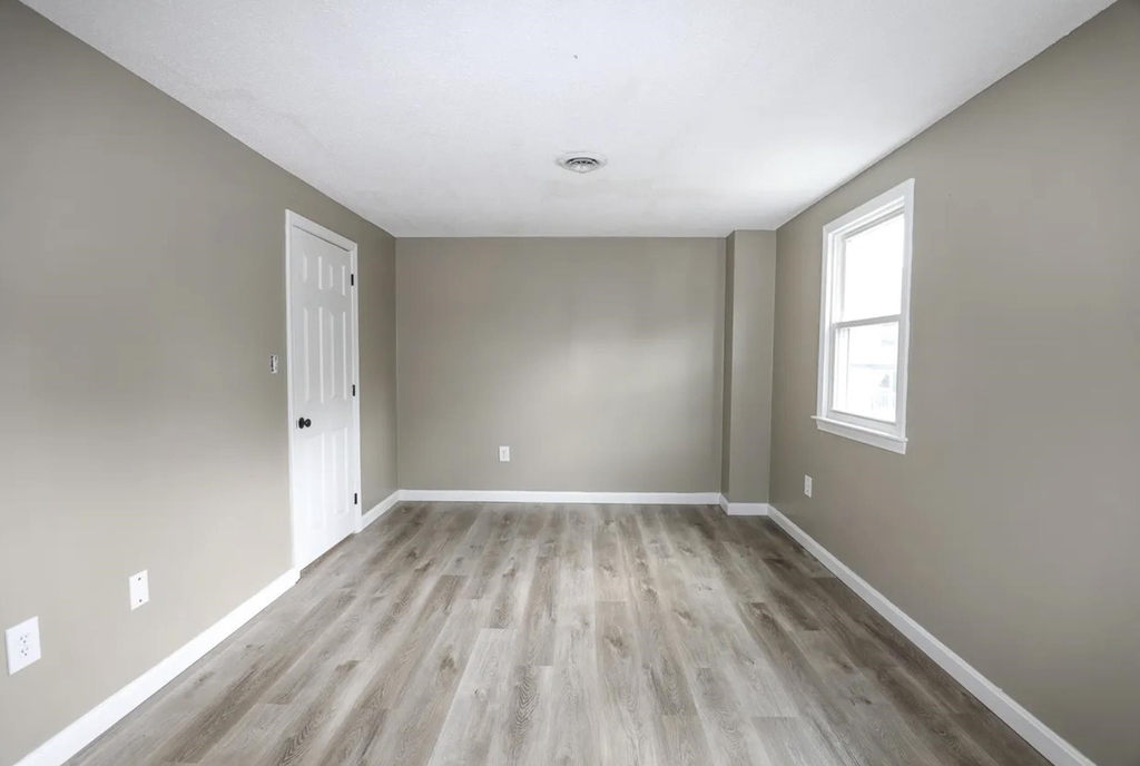 2 Bluestone - Photo 8