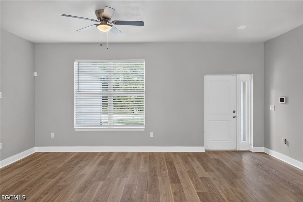 2010 Robert Avenue - Photo 5