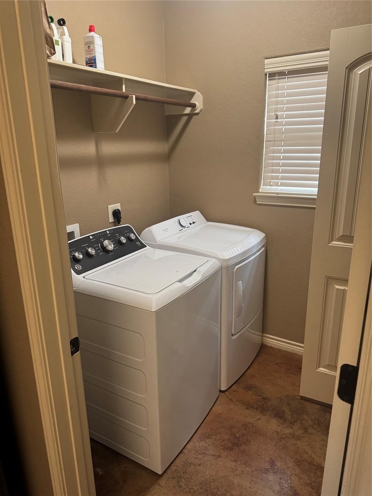 410 Deacon Drive W - Photo 16