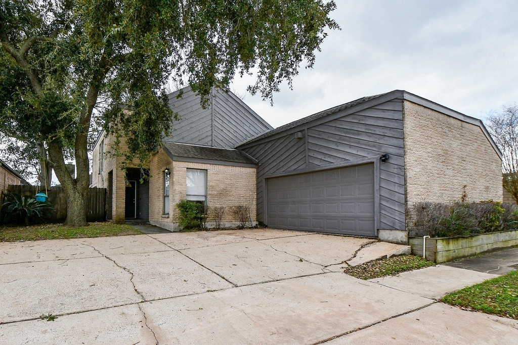 7711 Hopewell Lane - Photo 0