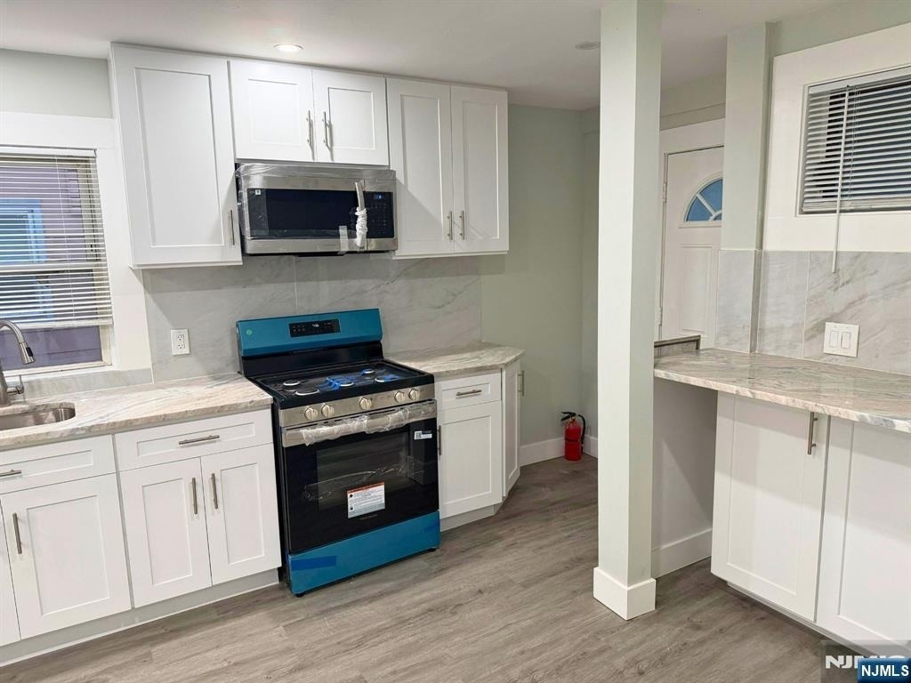 75 Clinton - Photo 4