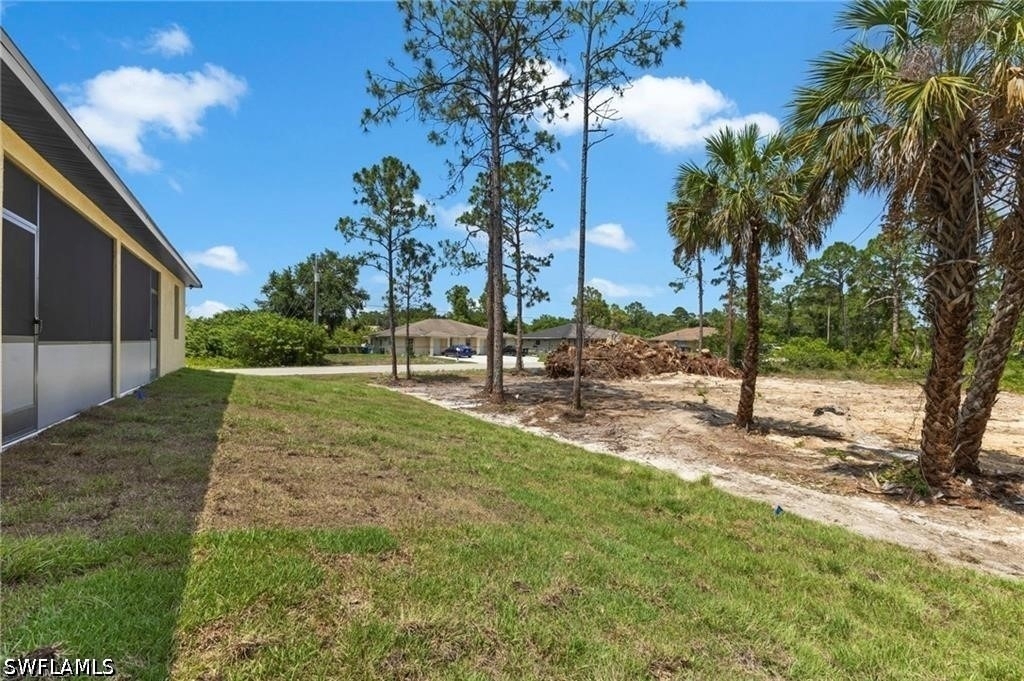 1715 W 12th Street - Photo 19