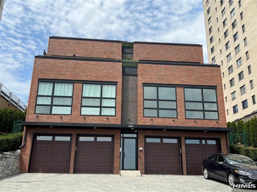 140 Overlook - Photo 1
