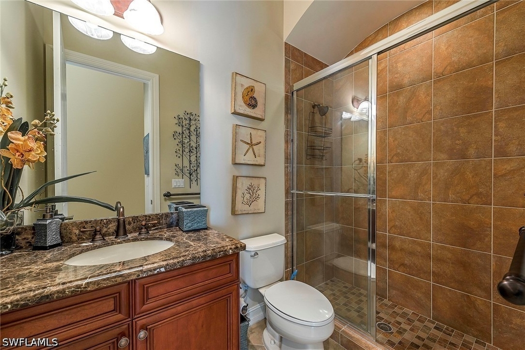 7812 Valencia Court - Photo 8