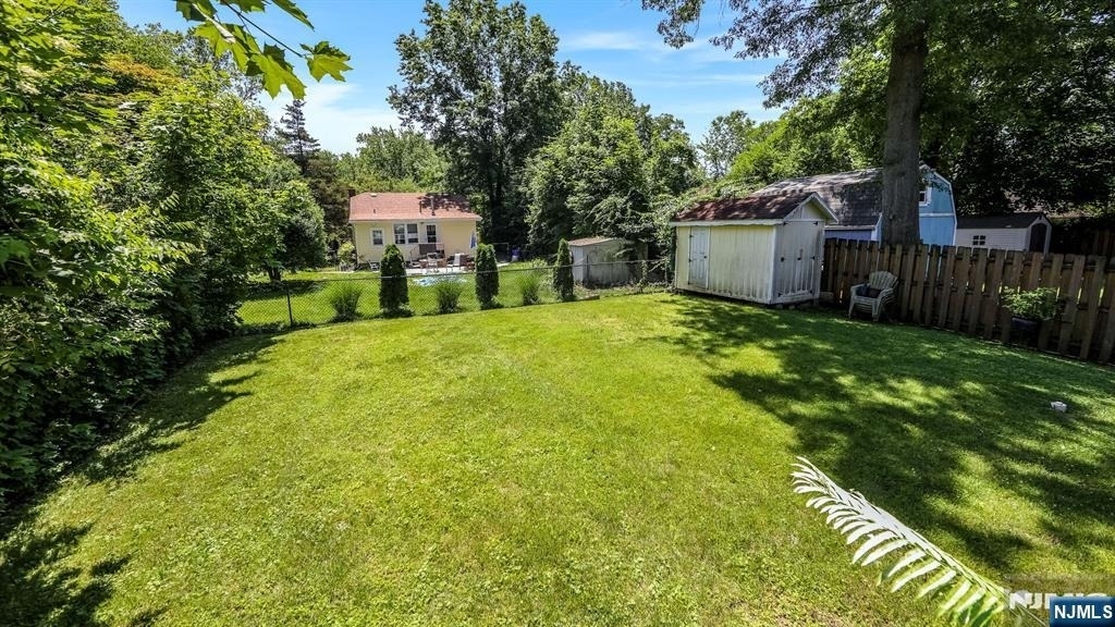 15 Grandview - Photo 13