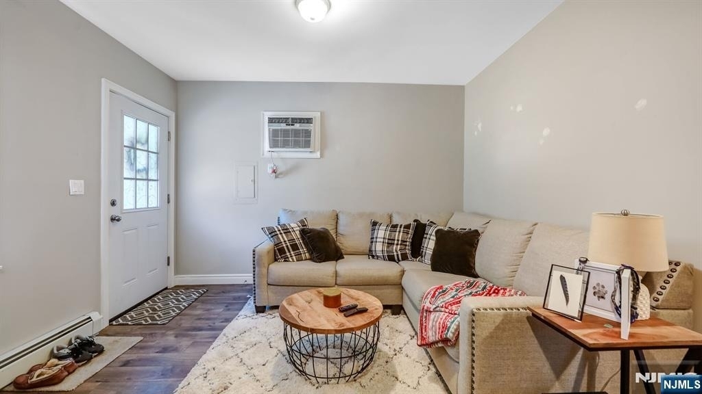 15 Grandview - Photo 4