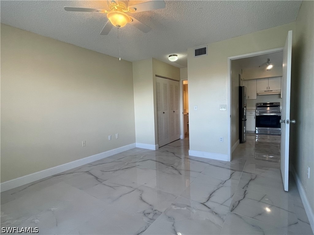 1205 Wildwood Lakes Boulevard - Photo 3