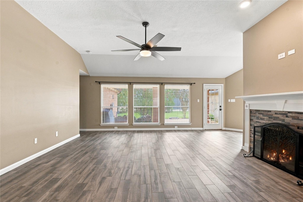 5419 Teakwood Lane - Photo 11