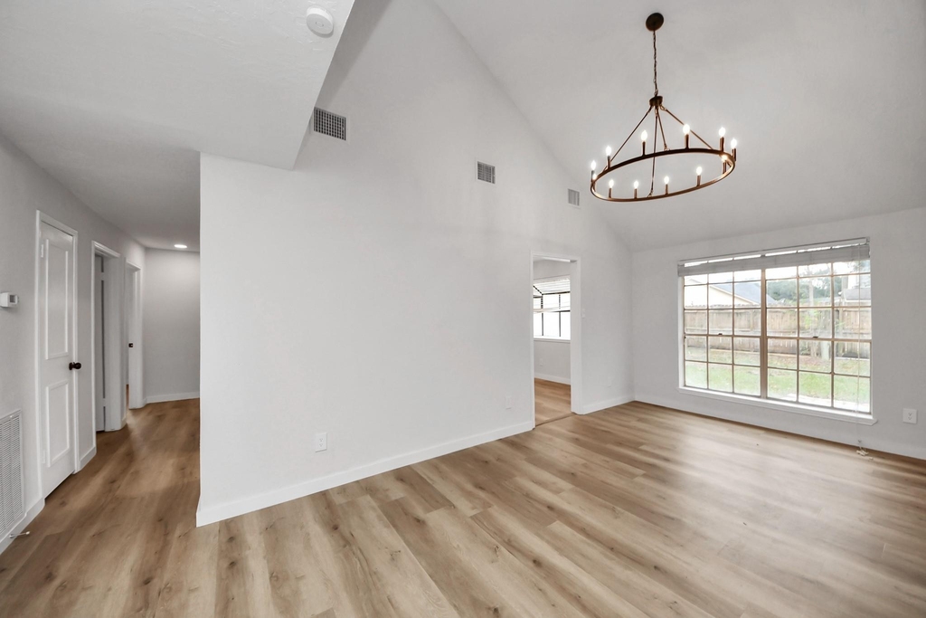 718 Land Grant Drive - Photo 8
