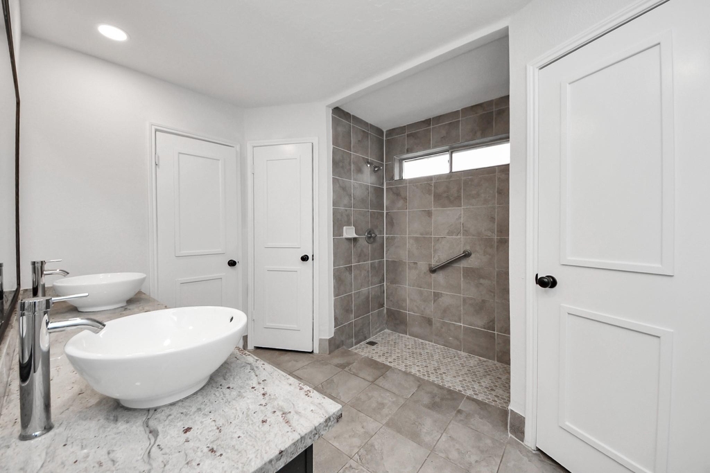 718 Land Grant Drive - Photo 17