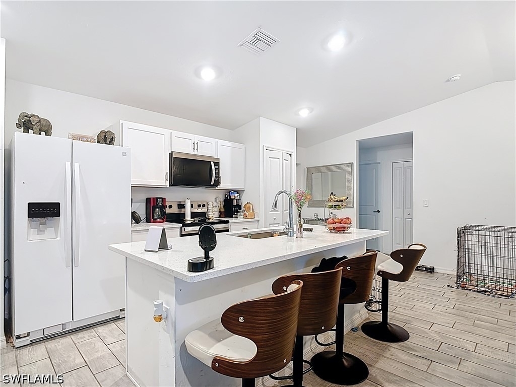 4102 4th Street Sw - Photo 2