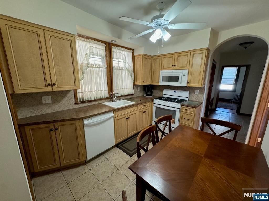 221-223 Patterson - Photo 5