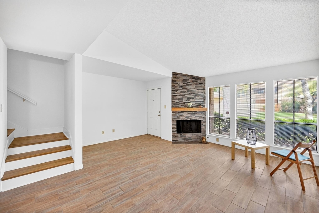 5000 Milwee Street - Photo 13