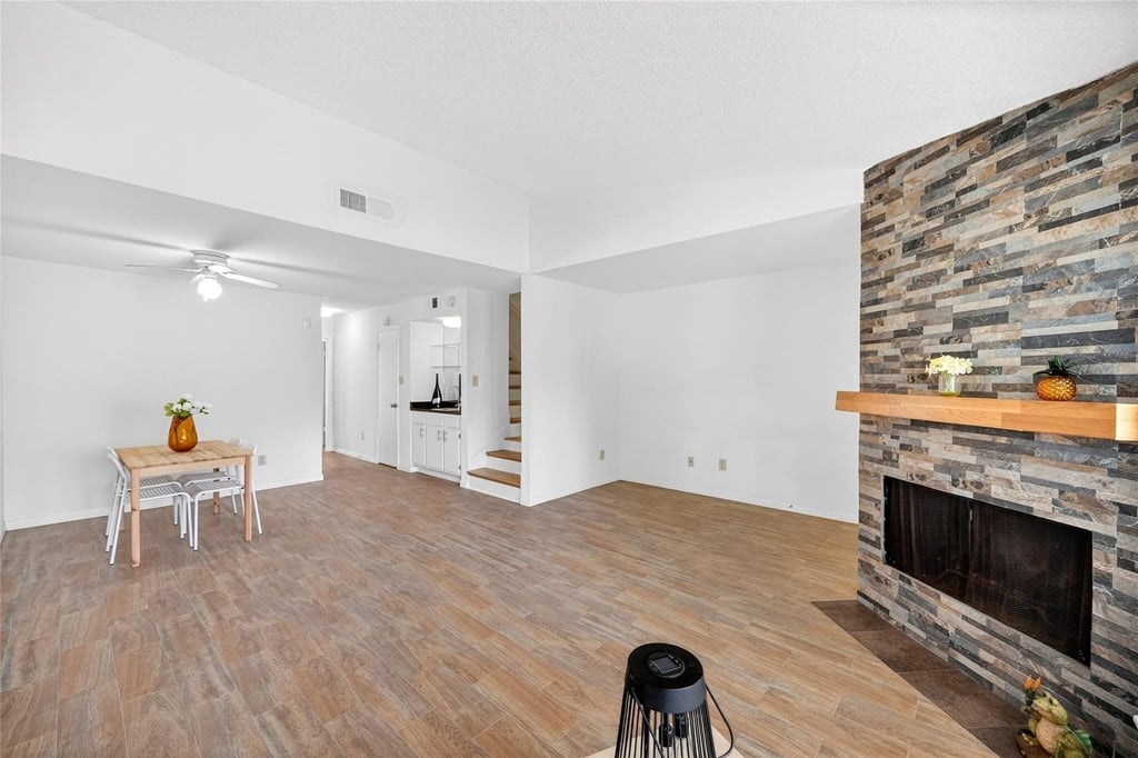 5000 Milwee Street - Photo 8