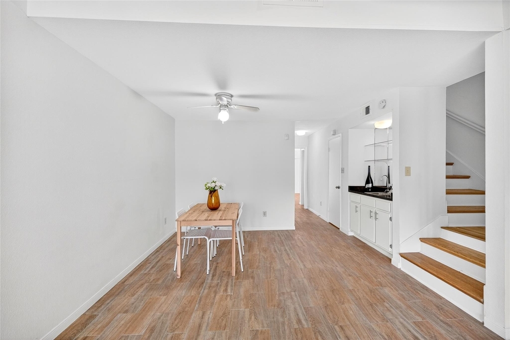 5000 Milwee Street - Photo 9