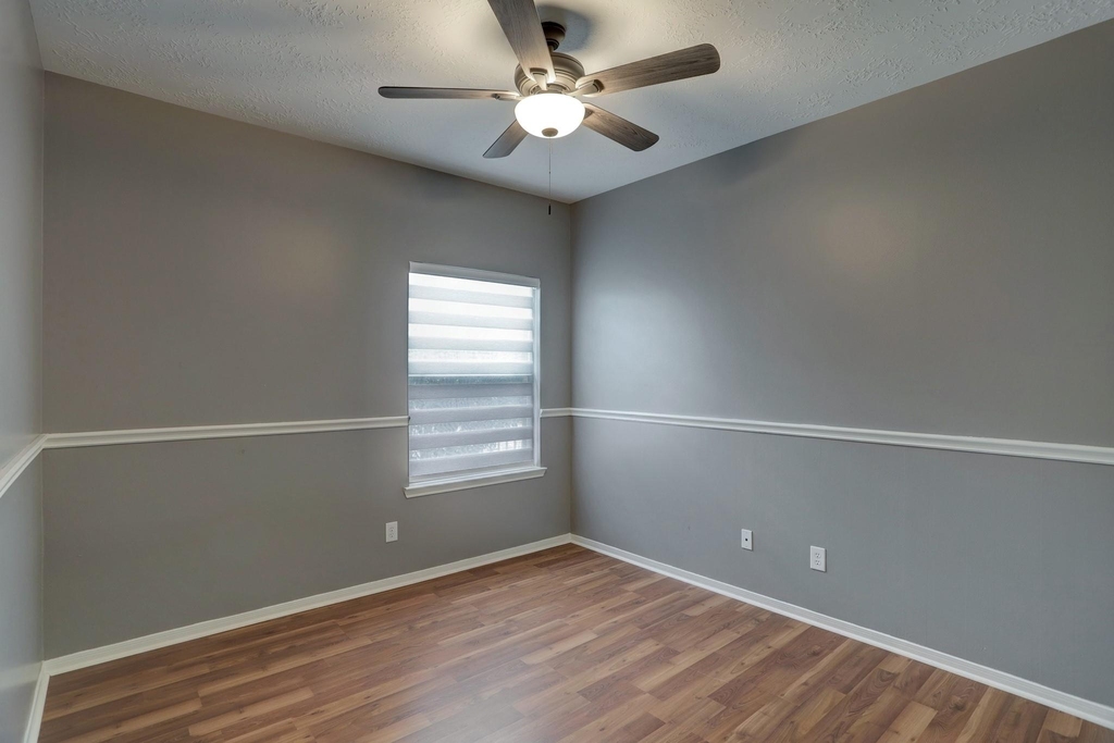 10314 Lyndon Meadows Dr - Photo 4