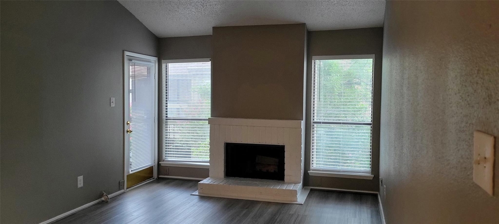 10053 Westpark Drive - Photo 5