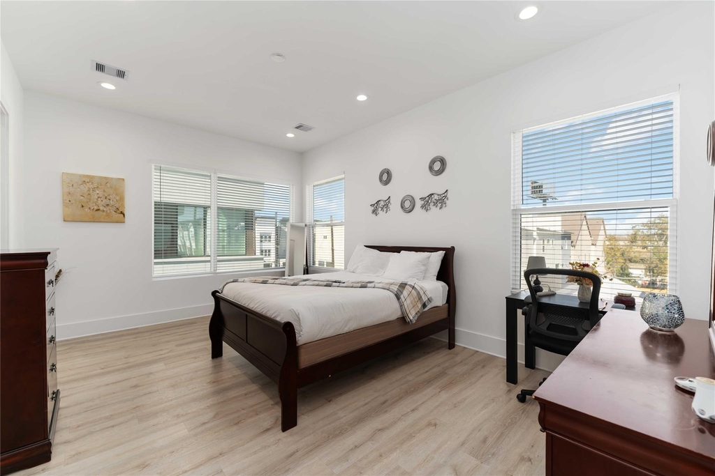 3410 Baer Street - Photo 20