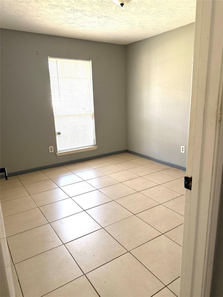 12615 Shannon Hills Drive - Photo 20