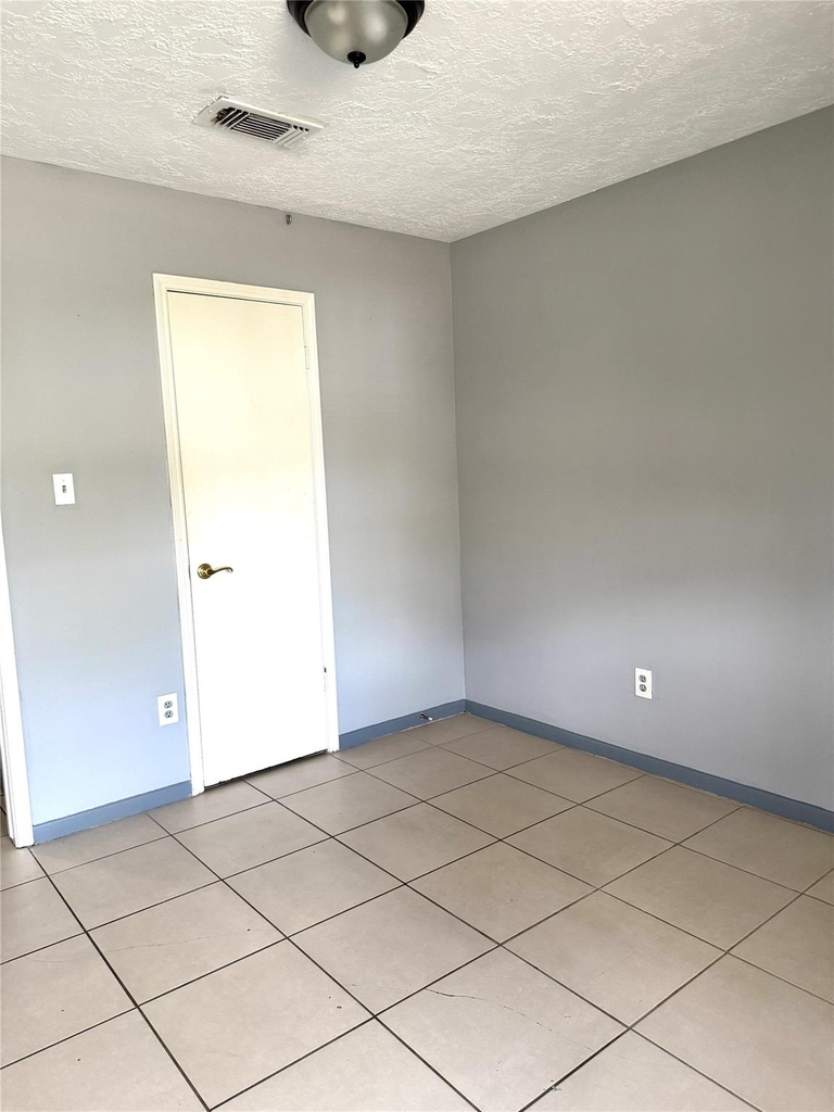12615 Shannon Hills Drive - Photo 19
