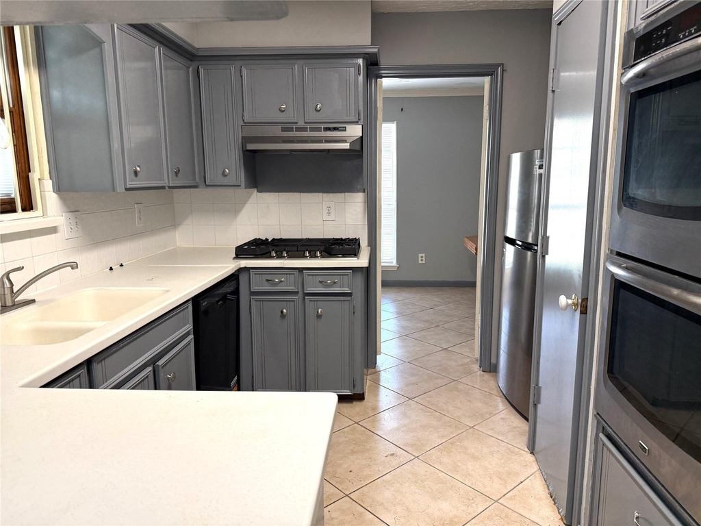 12615 Shannon Hills Drive - Photo 14