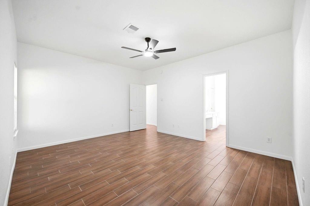 22907 Squirrel Tree Street - Photo 17