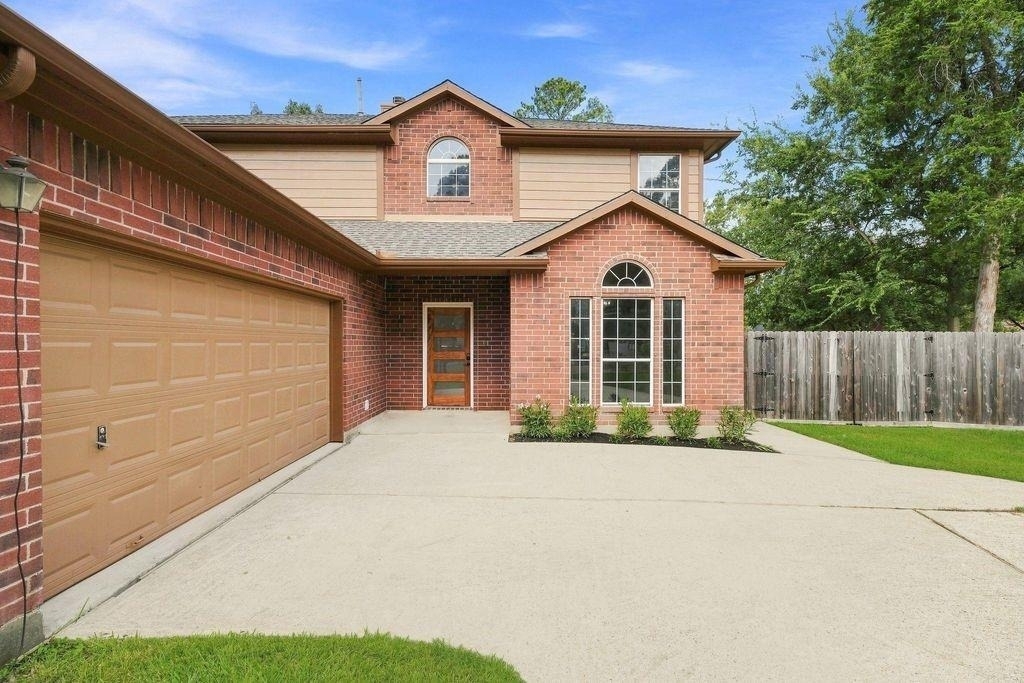 22907 Squirrel Tree Street - Photo 0