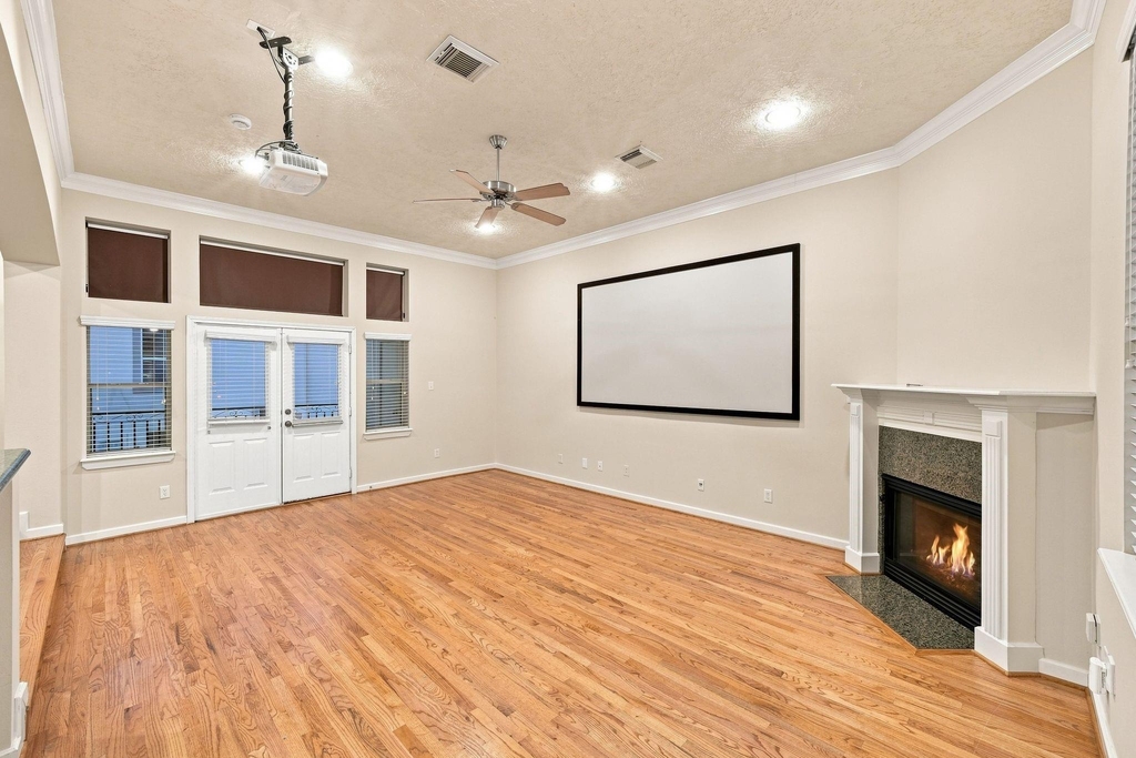 1333 W 21st Street - Photo 23