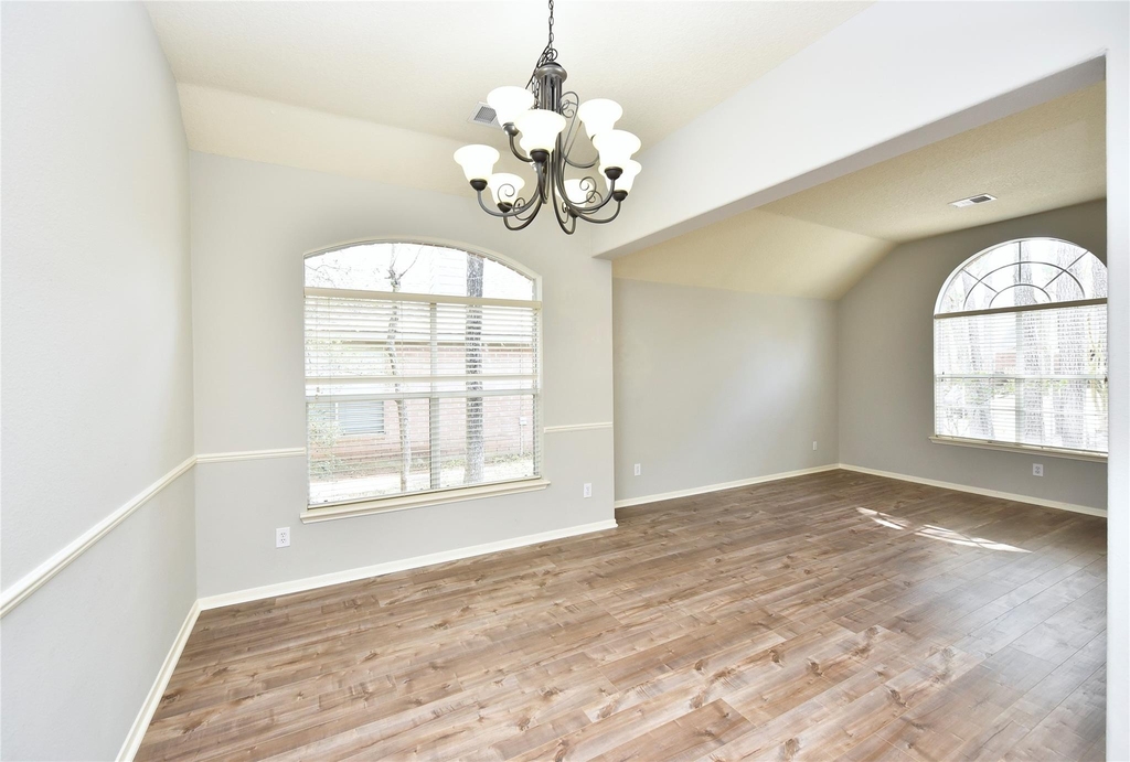 18 Barn Lantern Place - Photo 7