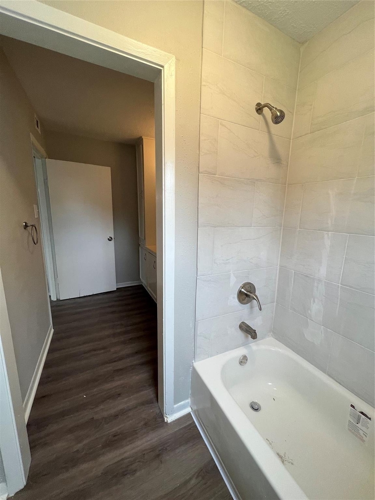 1418 2nd Avenue N - Photo 3