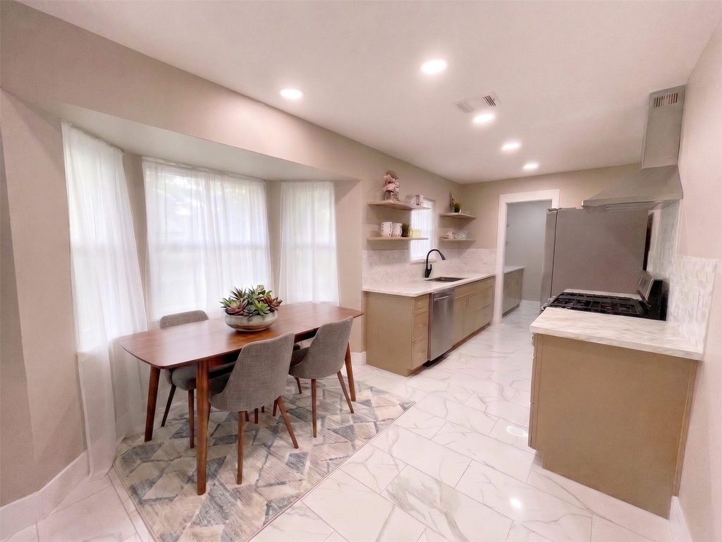 4207 Birchton Street - Photo 9