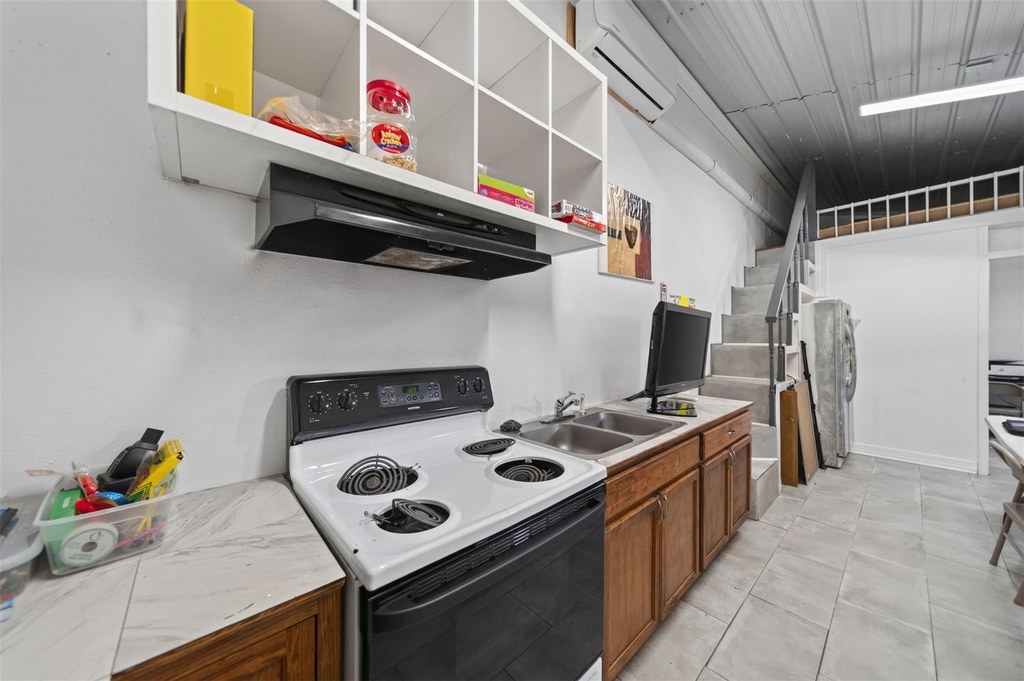 2213 Ellis Drive - Photo 21